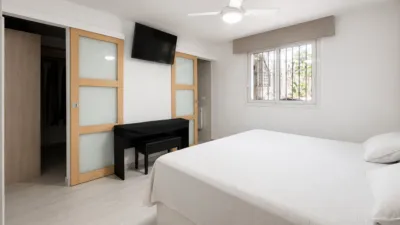 Apartment in Port Esportiu-Canyelles-Puig Rom photo 17