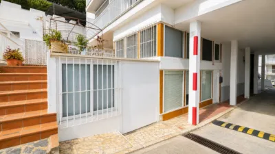 Apartment in Port Esportiu-Canyelles-Puig Rom photo 19