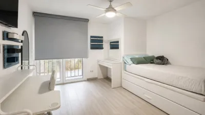 Apartment in Port Esportiu-Canyelles-Puig Rom photo 24