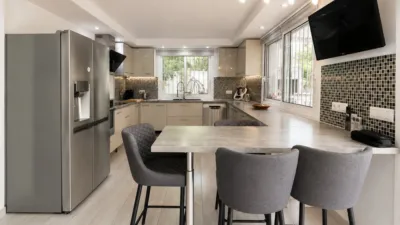 Apartment in Port Esportiu-Canyelles-Puig Rom photo 10