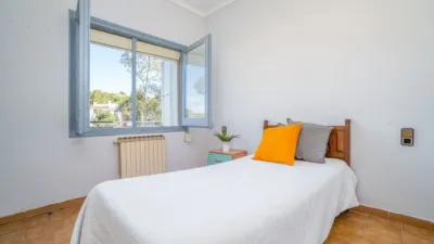 Chalet in Port Esportiu-Canyelles-Puig Rom photo 36