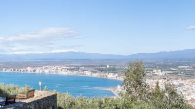 Chalet in Port Esportiu-Canyelles-Puig Rom photo 41