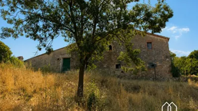 Rustic Finca in Bufaganyes photo 8