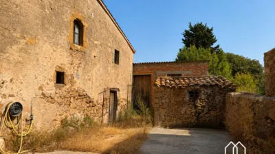 Rustic Finca in Bufaganyes photo 4