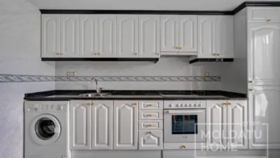Apartment in Erdialdea-Alde Zaharra-Mendibil-Santiago photo 16