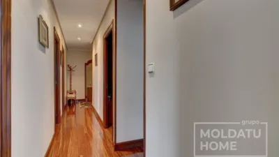Apartment in Erdialdea-Alde Zaharra-Mendibil-Santiago photo 26