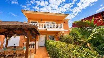 Chalet in Parc de Cubelles-La Solana photo 2