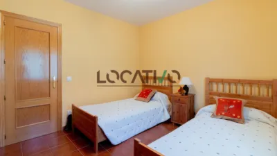 Chalet in Robledo de Chavela photo 36