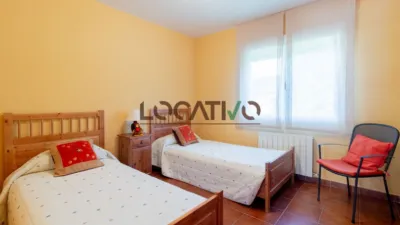 Chalet in Robledo de Chavela photo 35