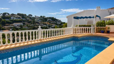 Chalet in Cala Advocat-Baladrar photo 3