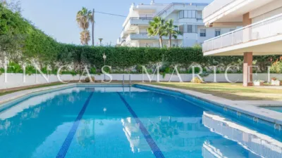 Piso en Can Girona-Terramar-Vinyet photo 13