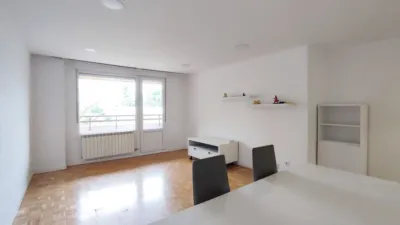 Apartment in Ermitagaña-Mendebaldea-Etxabakoitz photo 4
