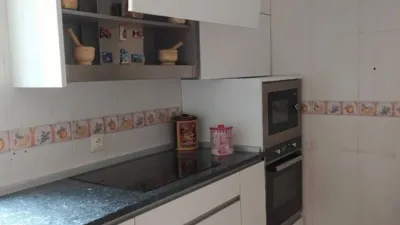 Duplex in Town Centre photo 8