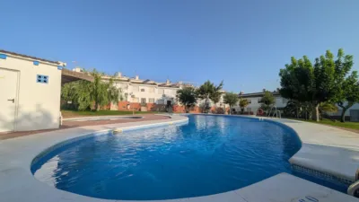 Terraced house in Aljaraque photo 2