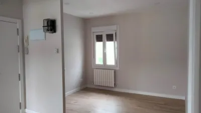 Flat in Amorebieta photo 7