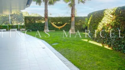 Apartment in Can Girona-Terramar-Vinyet photo 4