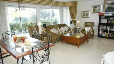 Apartment in Can Girona-Terramar-Vinyet photo 8