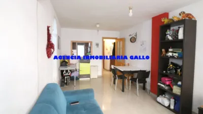 Apartment on Juan XXIII-Rochelambert photo 2