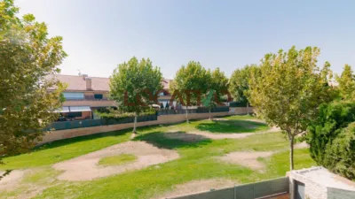 Chalet in Urban Core photo 37