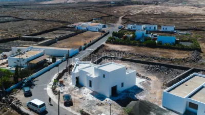 Villa in Lajares photo 12