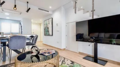 Duplex at Calle de Colombia, No. 4 photo 3