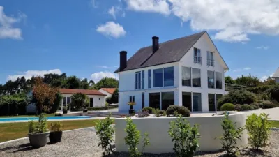 Chalet in Dorneda photo 4