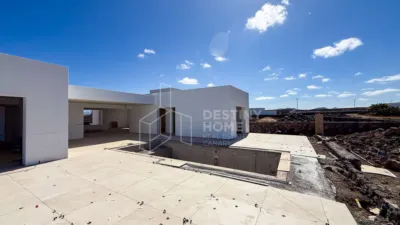 Villa in Lajares photo 12