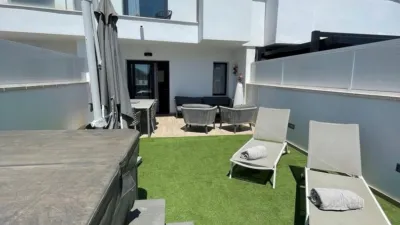 Duplex at Calle de Colombia, No. 4 photo 6
