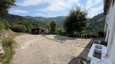 Rustic farm in Ataun photo 9