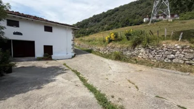 Rustic farm in Ataun photo 8