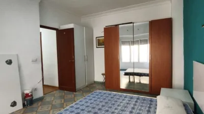 Apartment in Ensanche photo 9