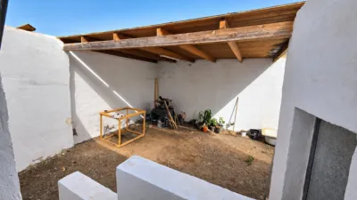 House in Triquivijate photo 27