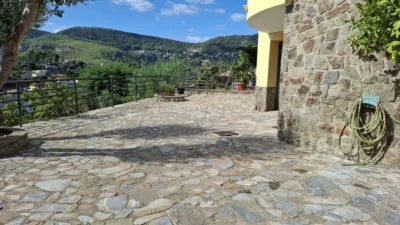 Chalet in Vallirana photo 2