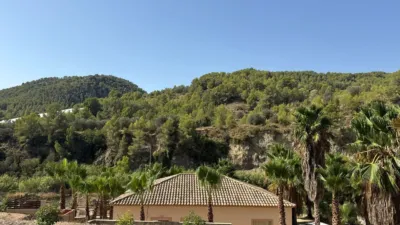 Rustic finca in Callosa d'en Sarrià photo 5