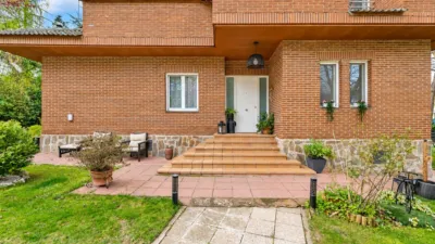 Chalet in Las Lomas photo 2