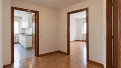 Apartment on Calle Marco de Corera, No. 4 photo 4