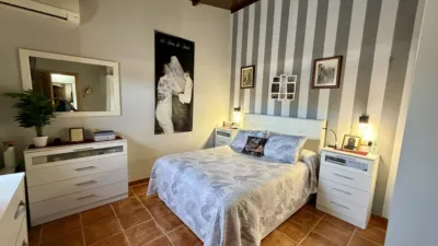Rustic finca in Malpartida de Plasencia photo 10