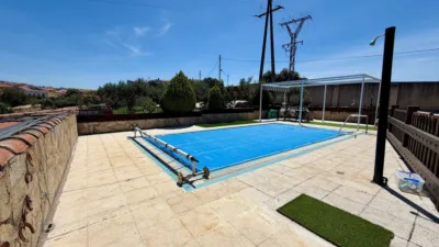Rustic finca in Malpartida de Plasencia photo 2