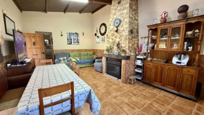 Rustic finca in Malpartida de Plasencia photo 9