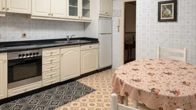 Apartment in Viveiro photo 2