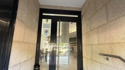 Local comercial en venta en Ponteceso - Més