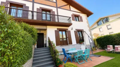 House in Asteasu photo 3