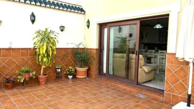 House in the Centre photo 8