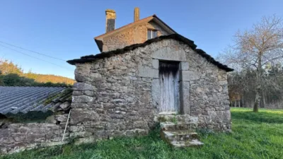 Chalet en venta en Monfero, Monfero de 95.000 €