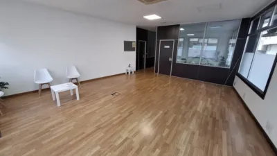 Oficina en alquiler en Calle de Eduardo Pondal - Más