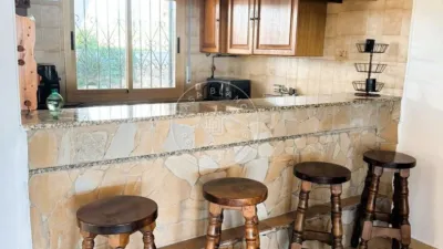 Chalet in Canyelles-La Montgoda photo 14