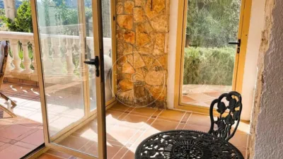 Chalet in Canyelles-La Montgoda photo 28