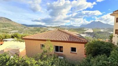 Chalet in Callosa d'en Sarrià photo 2