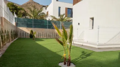 Chalet in Golf Bahía Urbanization photo 25