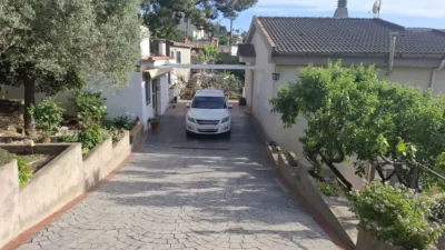Chalet in Vallirana photo 2